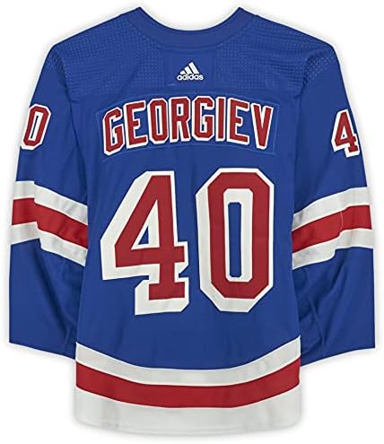 Alexandar Georgiev New York Rangers Játék-40 Kék Set 2 Mez Viselése Közben Játszott Játékok Között február 26. - Március